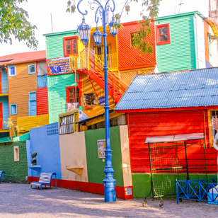 I Buenos Aires skal vi bl.a. besøge den farverige bydel, La Boca. 
