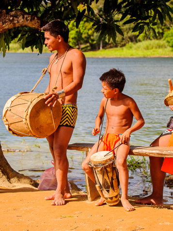 Vi møder embera-indianerne i Panama.