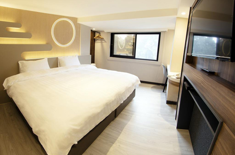 Alishan Shermuh International Tourist Hotel Shenmu Premium Double Room 03