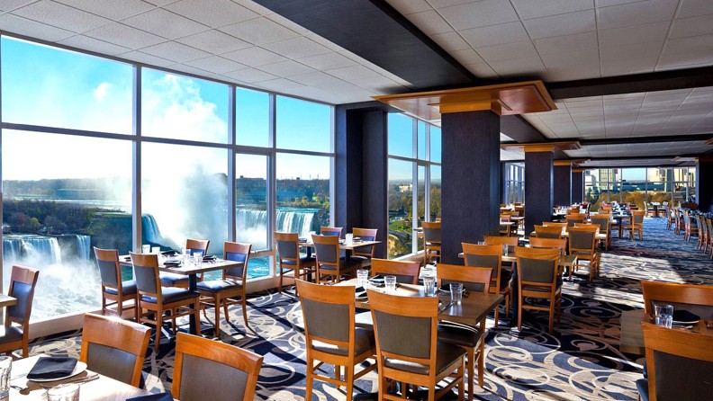 Sheraton Fallsview Hotel Restaurant 02