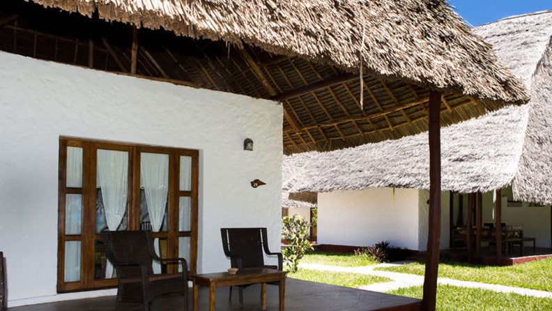karafuu resort_cottage vaerelse_01