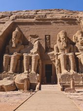 Egypt Aswan Abu Simbel Tempel Entrance With Ancient Colossal Statues Of Ramesses II