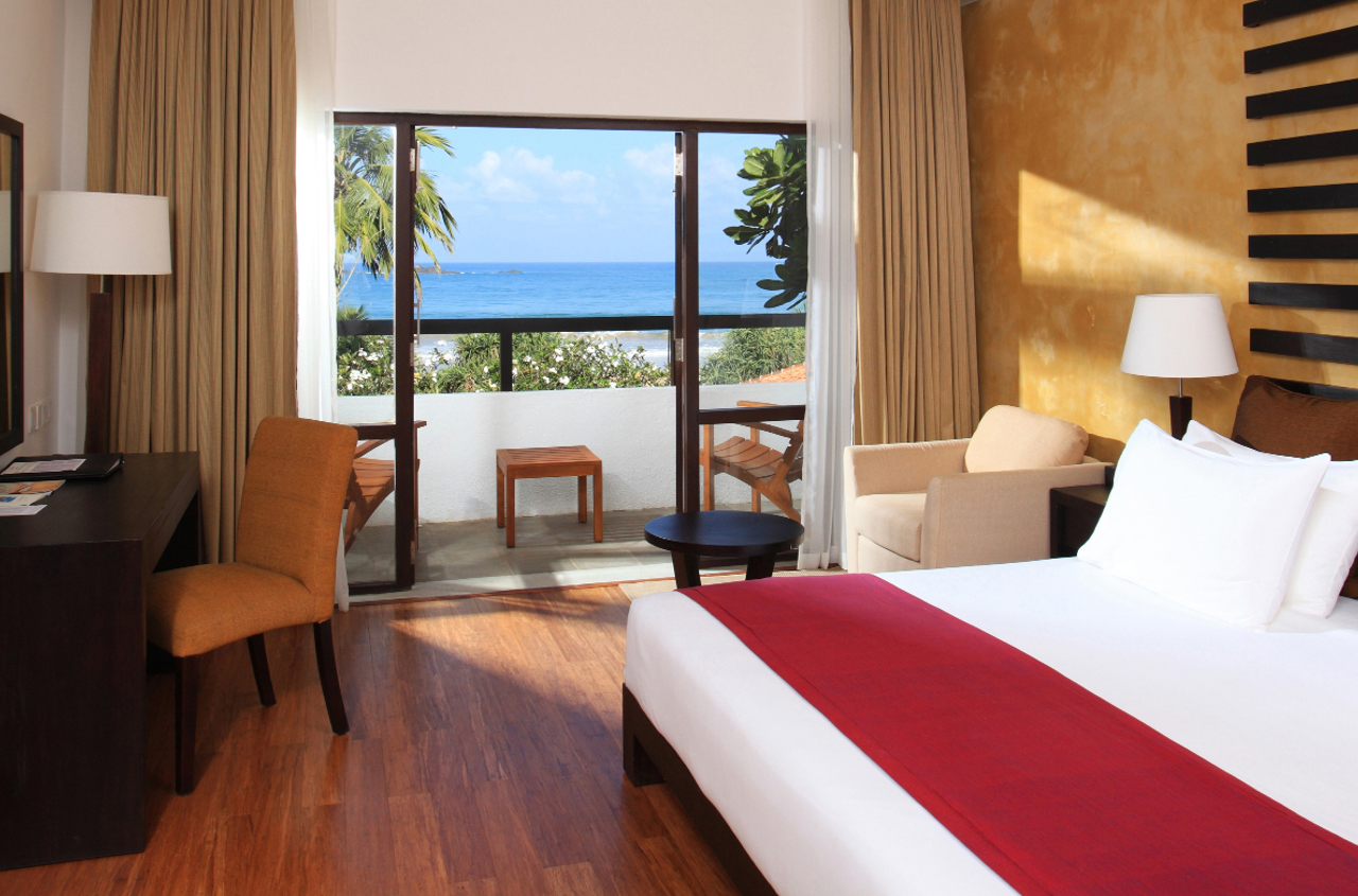 sri lanka - avani bentota resort spa_vaerelse_superior room_01.02