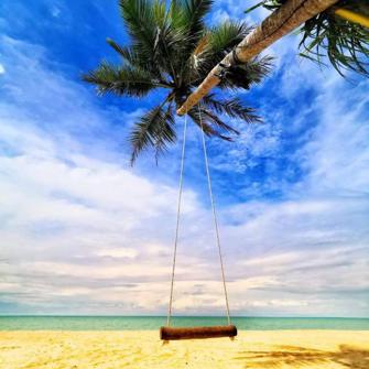 Gynge Ved Stranden C&N Koh Khao