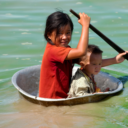 Vietnam - mekong floden_befolkning_pige_baad_01