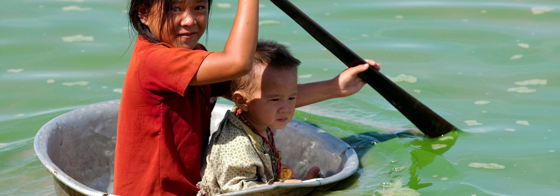 Vietnam - mekong floden_befolkning_pige_baad_01
