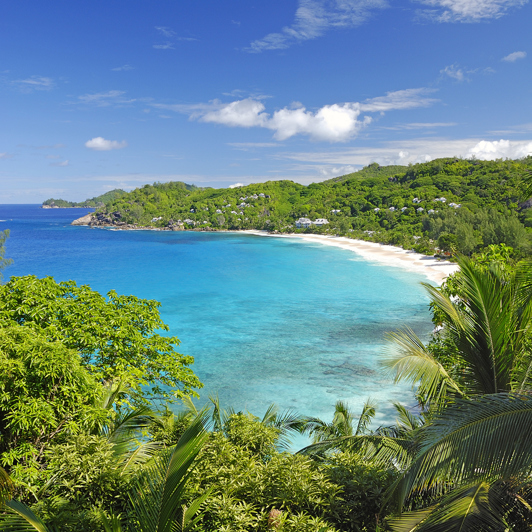 seychellerne - mahe_intendance_beach_01