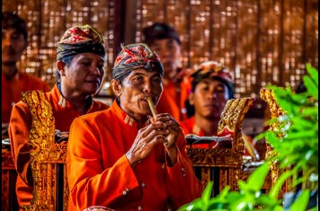 bali - sanur_befolkning_mand_01
