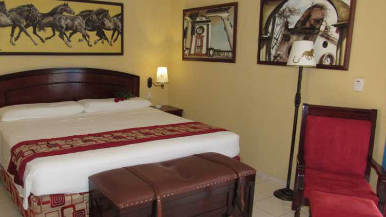 cuba - hotel_caballeriza_01