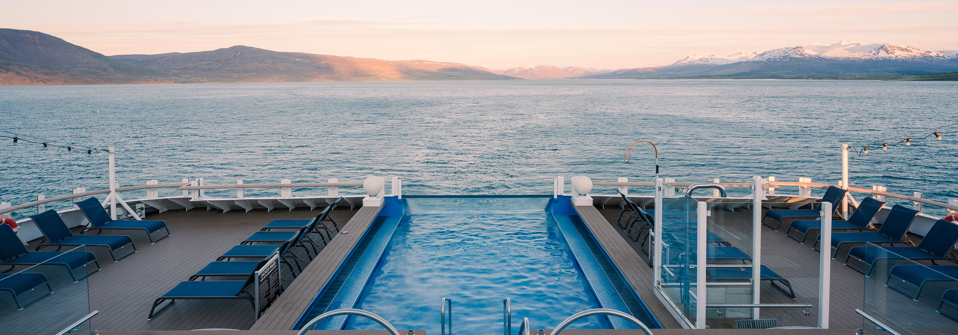 Hot Tubs Infinity Pool MS Fridtjof Nansen HGR 158669 Photo Clara Tuma