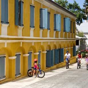 dansk vestindien - st croix_christiansted_familie_cykling_04