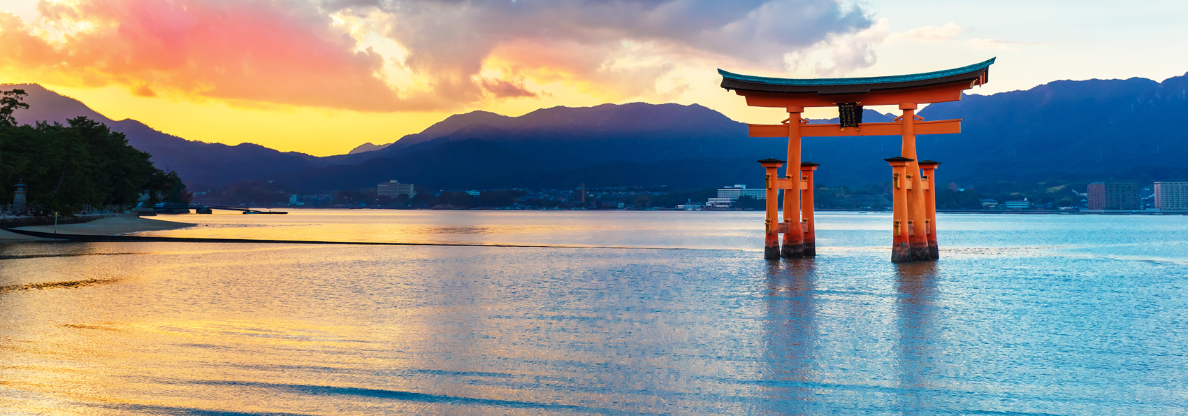 japan - hiroshima_miyajima gate_03