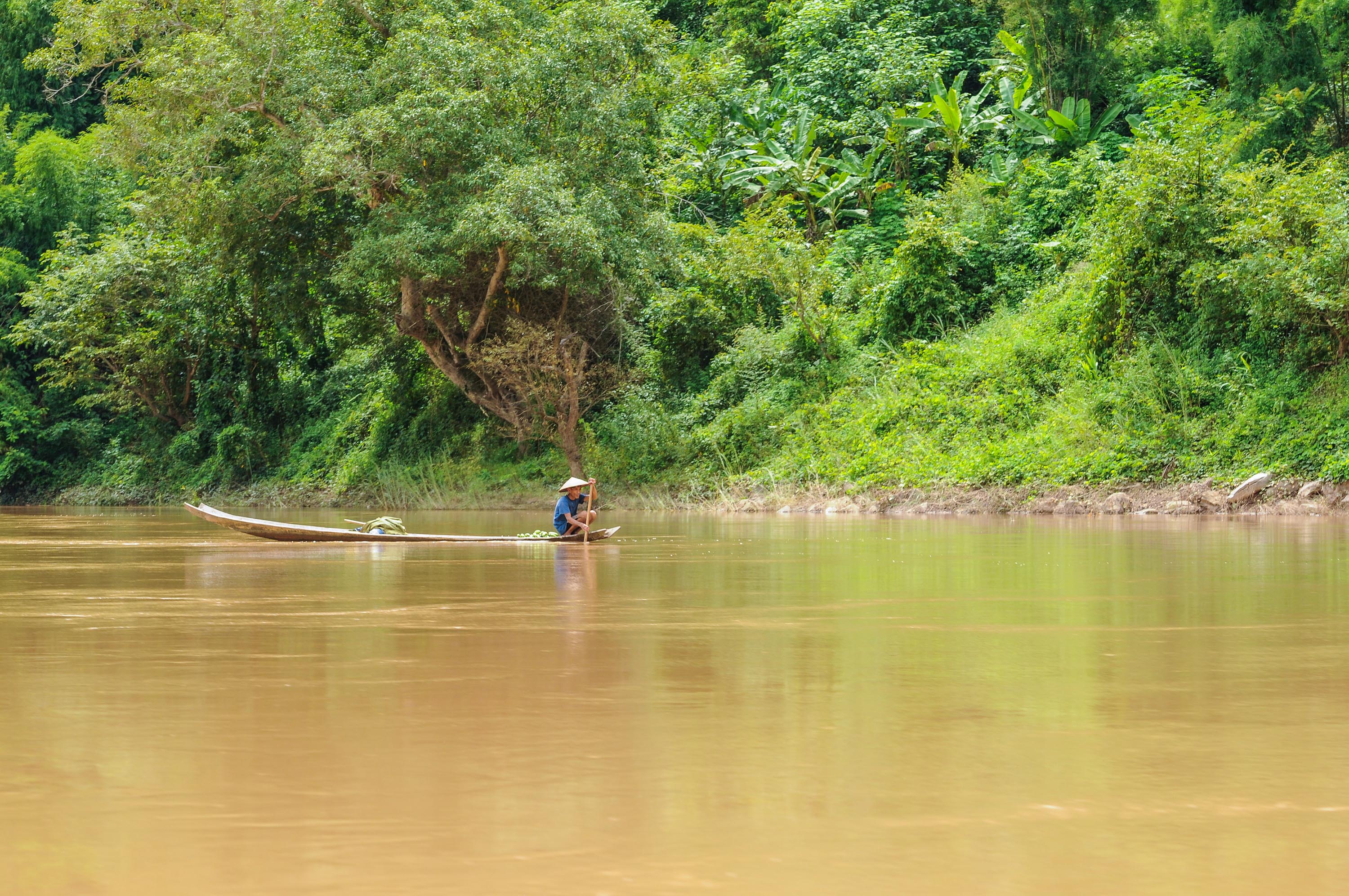 laos - laos_landsby nord for luang prabang_baad_02