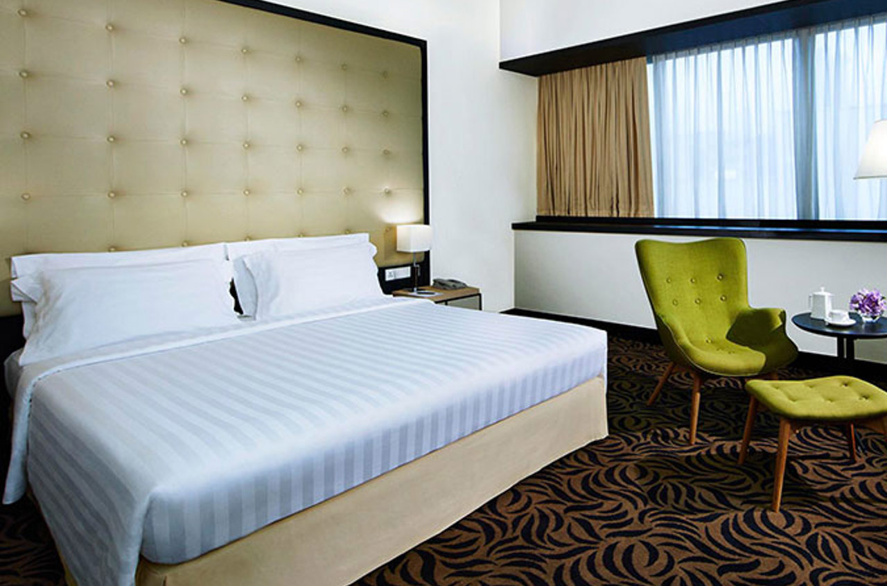 Furama Riverfront Deluxe Værelse
