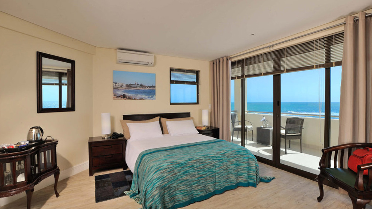 swakopmund beach hotel_vaerelse_02