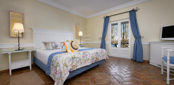 The Mar De Ar Muralhas Hotel Room3