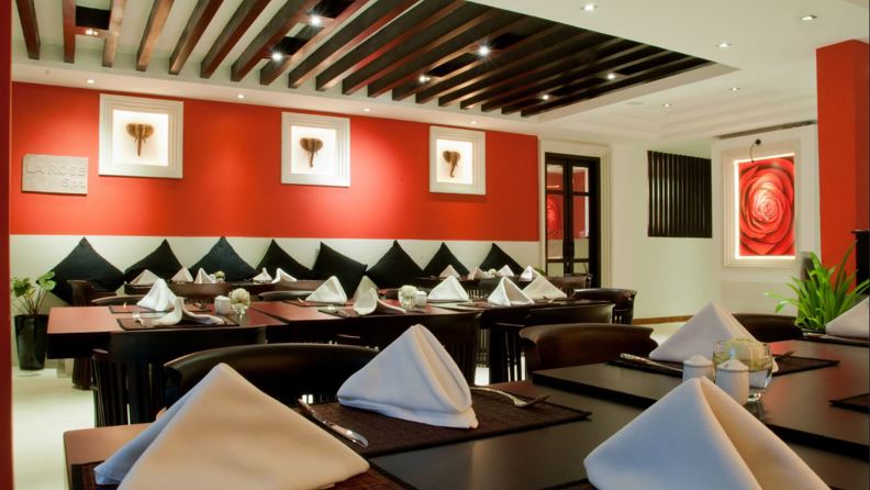 cambodia - phnom penh - la rosa boutique hotel_restaurant_01