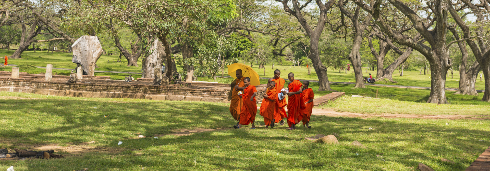 sri lanka - anuradhapura_munk_01