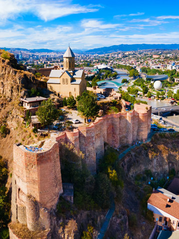 Narikala-fæstningen troner over Tbilisi