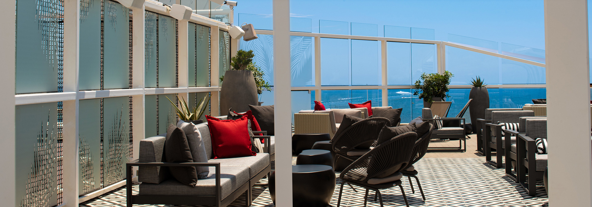 Celebritu equinox_soldæk_2