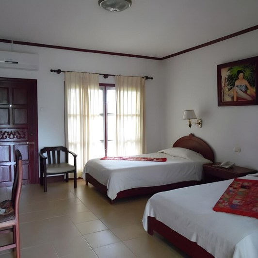 Standard twin room