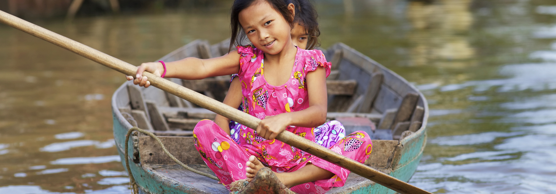 colombia - tonle sap lake_pige_baad_01