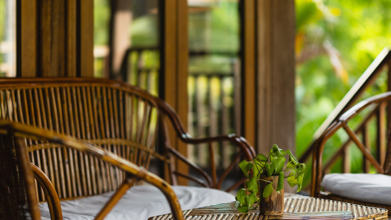Farm House Smiling Gecko Premium Khmer Bungalow Terrasse
