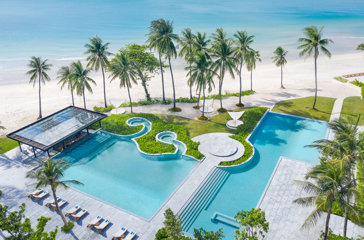Crs Overview Main Pool 01
