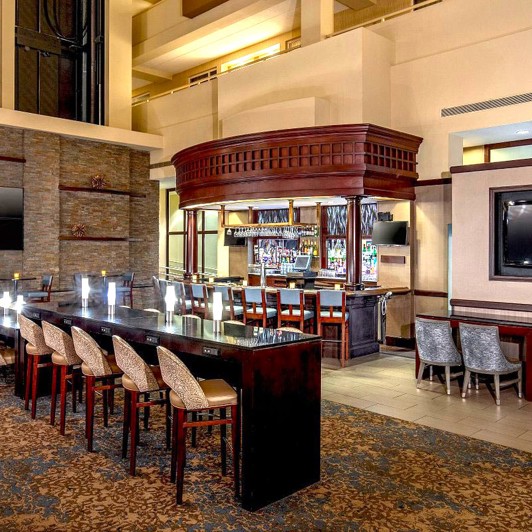 Embassy Suites Boston Waltham Bar 01