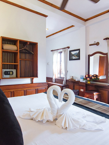 Villa Chitdara Standard Double Room 02