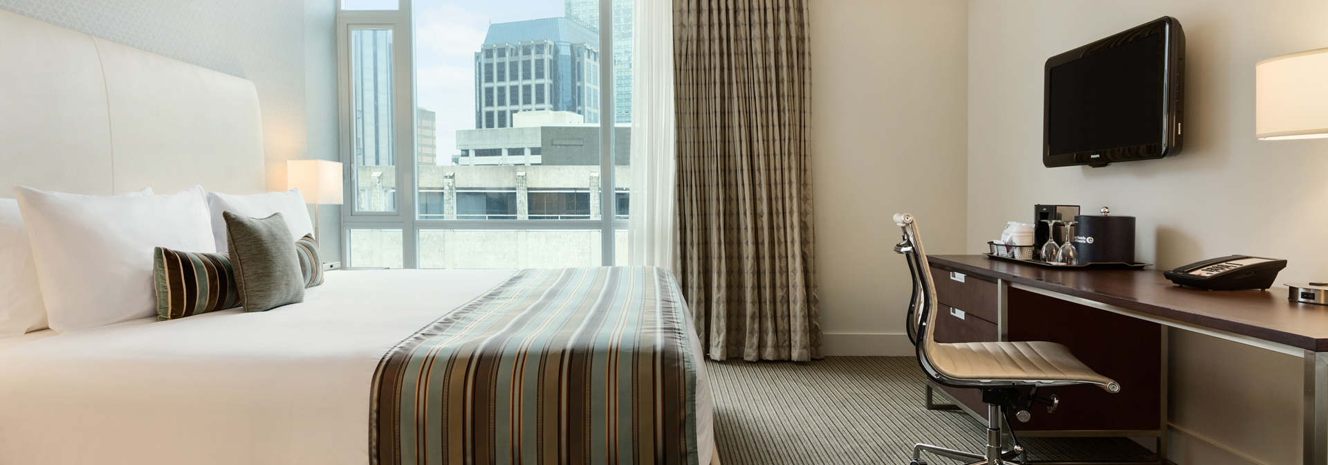 canada - vancouver - Coast_Coal_Harbour_Vancourver_comfortroom_02