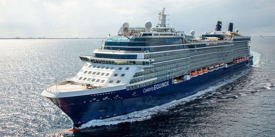 Celebrity_Equinox_skib_02