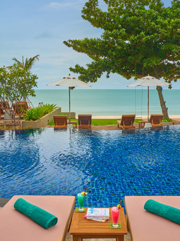 Khanom Beach Resort And Spa Pool 08