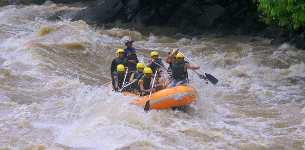 Borneo Rafting 01