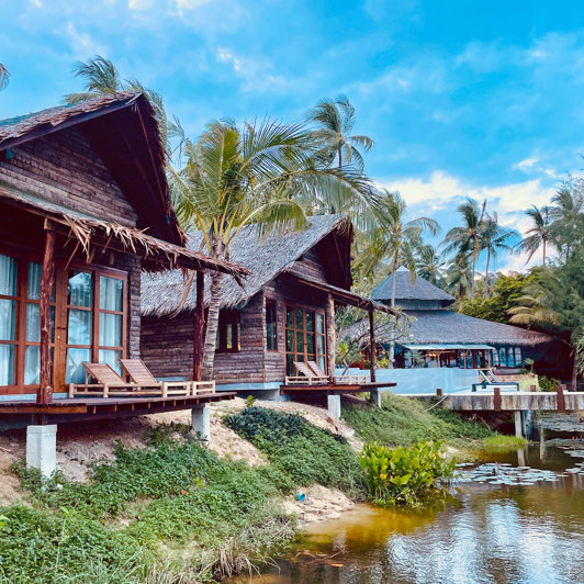 På Koh Ngai bor I på hotellet Coco Cottage.