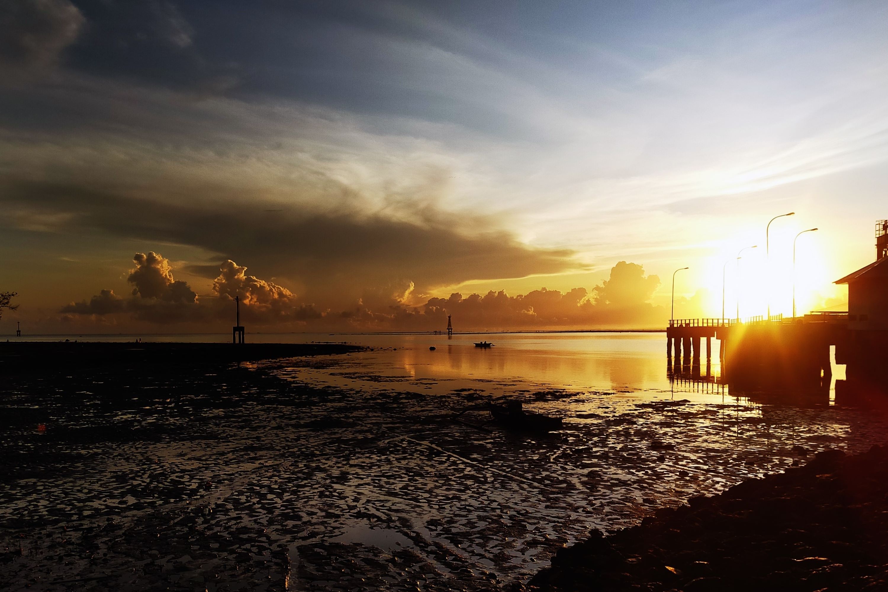 Sumba Kanatang Sunrise 2669149783