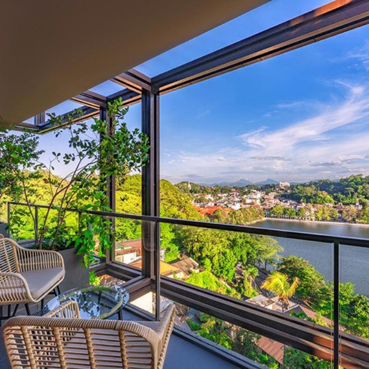 The Trees Kandy Balkon