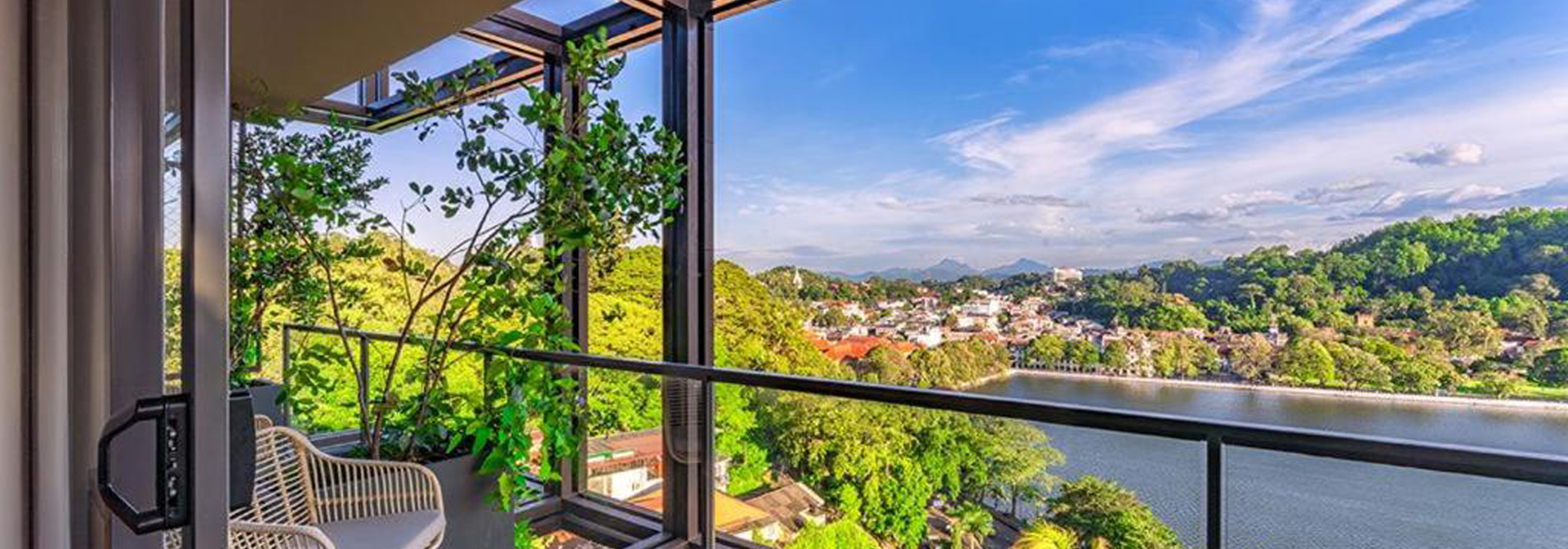 The Trees Kandy Balkon