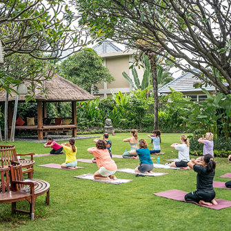 På resortet er der et hav af aktivitetsmuligheder. Eksempelvis yoga
