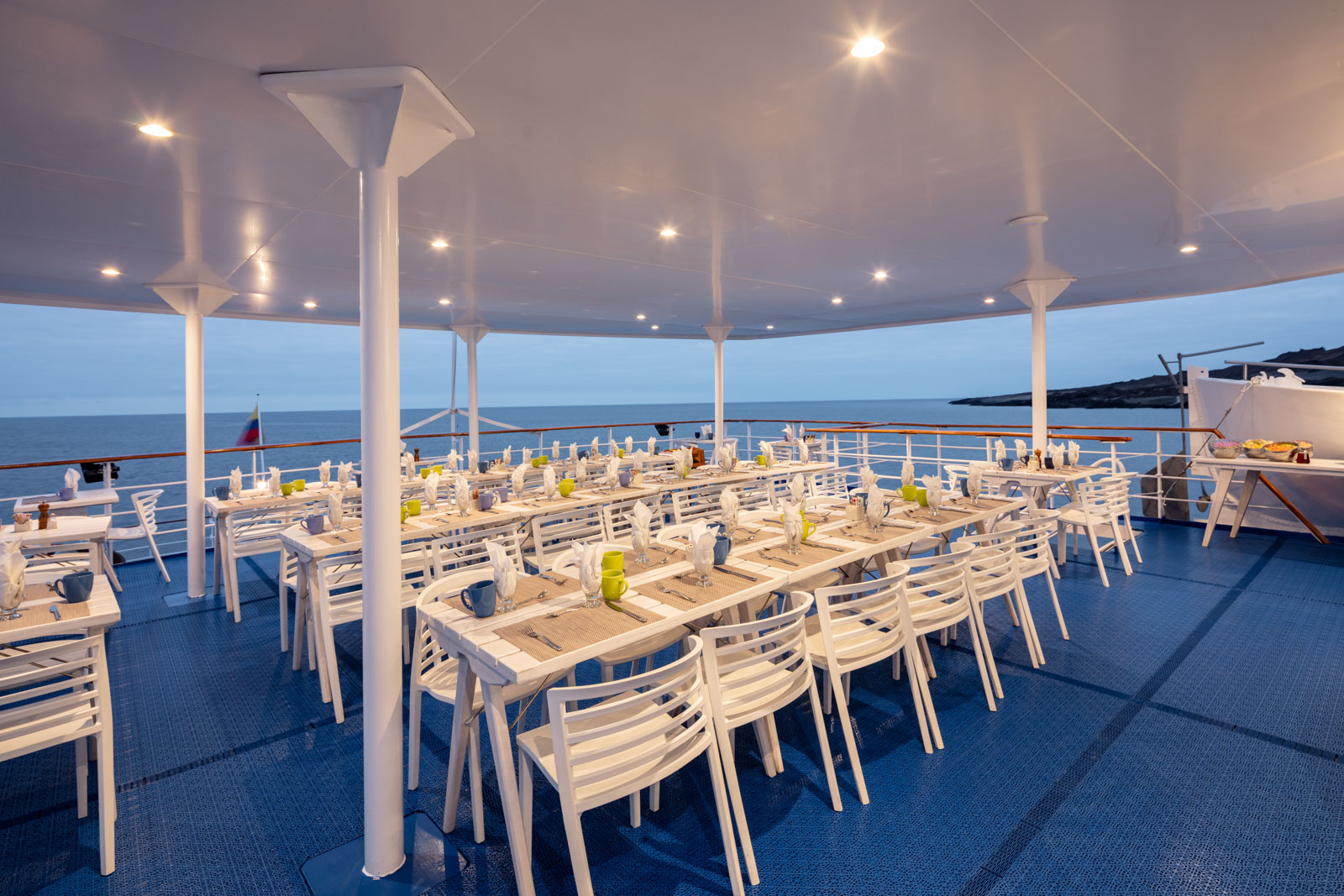 Alfrescodinning(Moondeck)