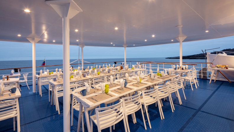Alfrescodinning(Moondeck)