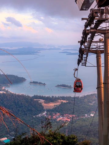 malaysia - langkawi_beach_gondol_01