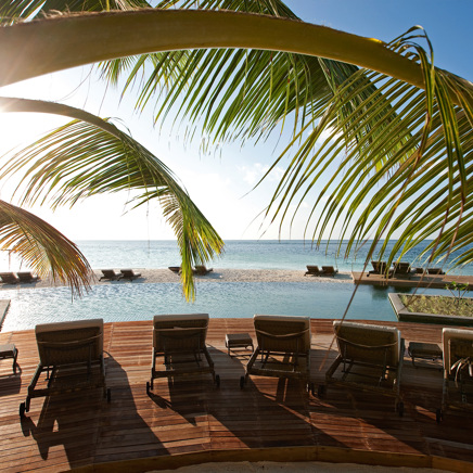 moofushi maldives pool view 6