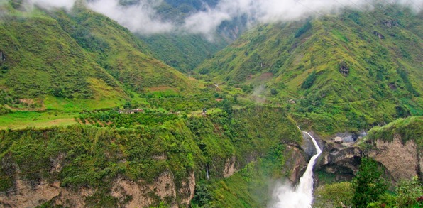 ecuador_banos vandfald_01