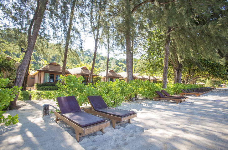 thailand - tup kaek sunset beach resort_vaerelse_deluxe beachfront_01