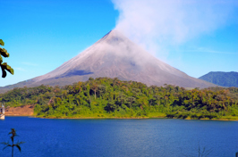 costa rica - la fortuna_arenal volcano national park_vulkan_01