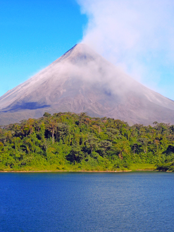 costa rica - la fortuna_arenal volcano national park_vulkan_01