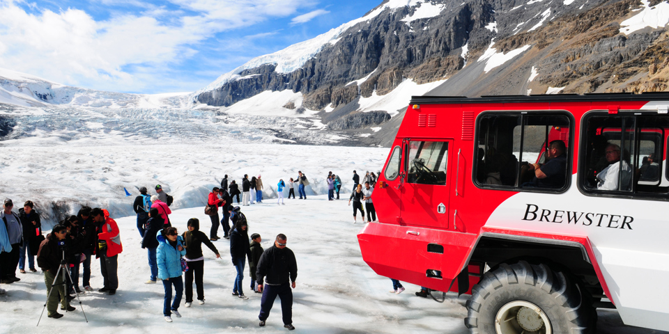 canada - athabasca gletsjer_ice explorer_bus_01