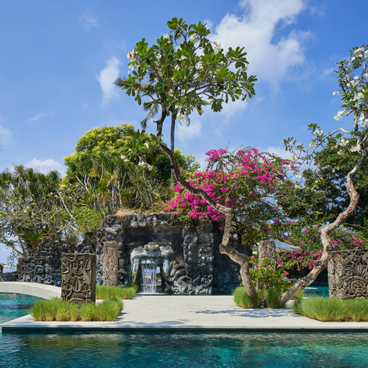 bali - sanur - Hyatt regency_swimming pool_slider_03