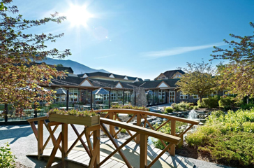 Coast Canmore Hotel Conference Centre 02